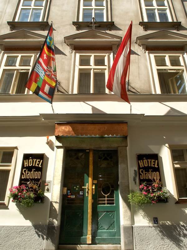 Graf Stadion 3* Viena