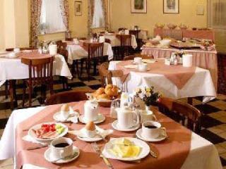 Graf Stadion Hotel Viena